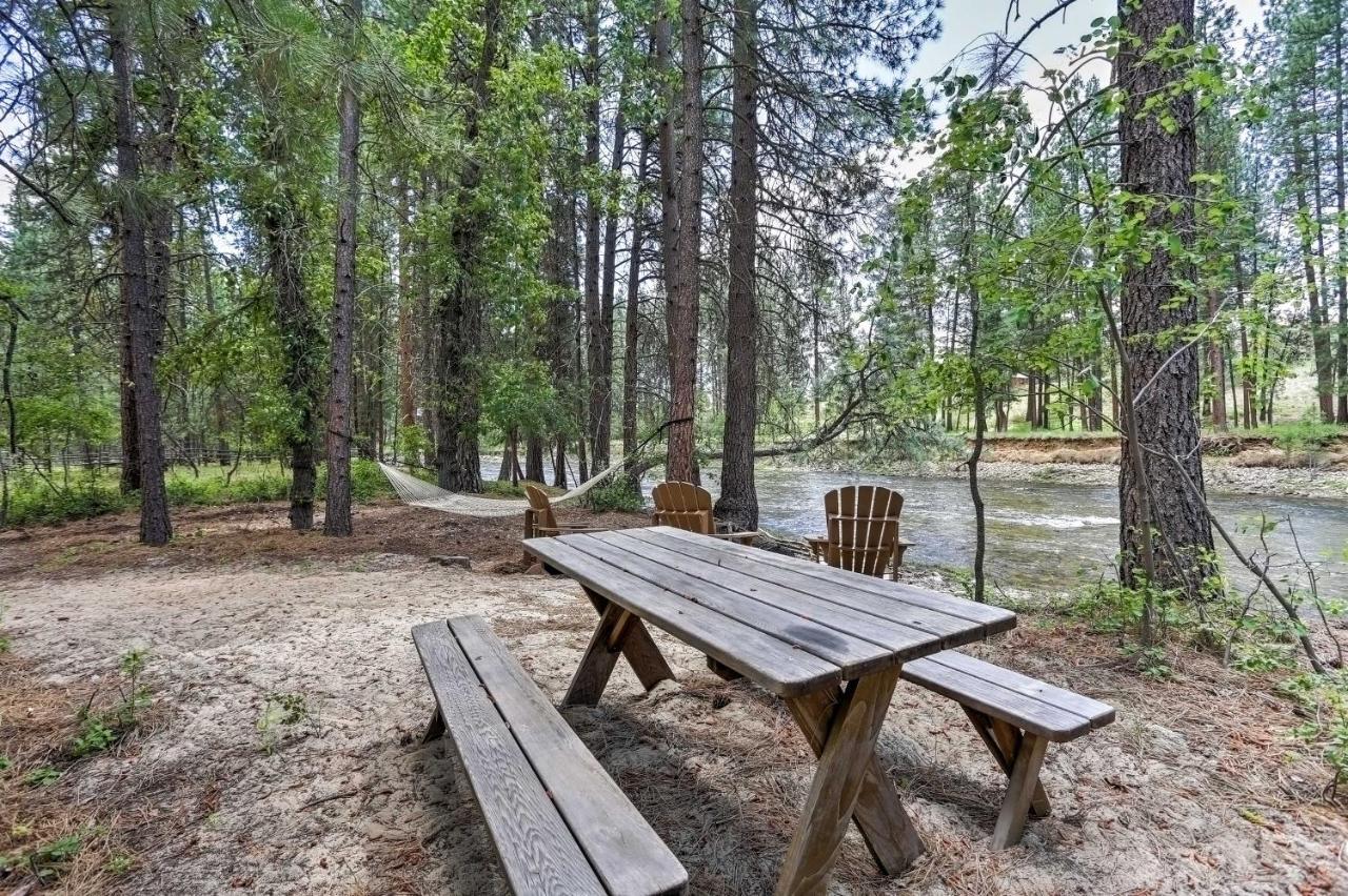 Riverside Winthrop Chalet With Hot Tub And 2 Decks! Exteriér fotografie